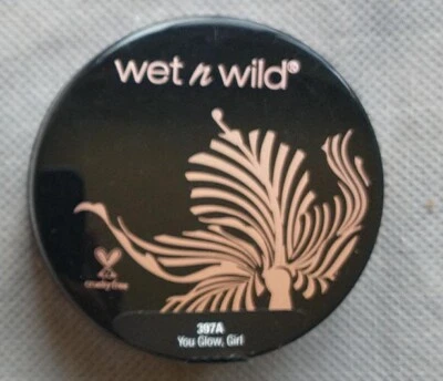 NEW Wet n Wild MegaGlo Loose Highlighting Powder in 397A You Glow Girl - Image 1 of 3