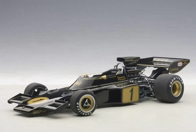 Lotus 72 E Grand Prix 1973 Emerson Fittipaldi #1 Nero Modellino 1:18 Autoart - Immagine 1 di 4