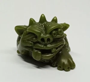 Mini Boglins The Disgustings Chief Drox Gold - Picture 1 of 6