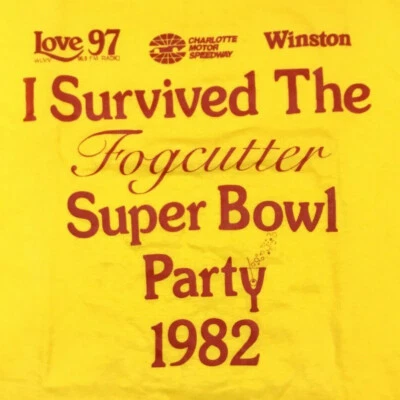 Camiseta vintage anos 80 festa Super Bowl 1982 logotipo Winston Charlotte Motor Speedway tamanho G - Imagem 1 de 4