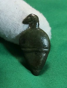 Mittelalterlicher Vogel/Eichelmontierung Metallfund 12. Jahrhundert (171) - Bild 1 von 7