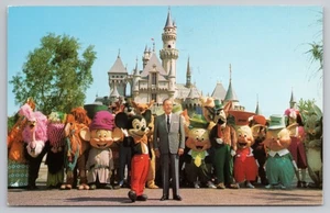 1978 Anaheim, CA Disneyland WALT  & MICKEY  It All Started With A Mouse Postcard - Picture 1 of 2