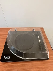 Reproductor y convertidor de discos de vinilo ION Pure LP ENTREGA GRATUITA EN REINO UNIDO - Imagen 1 de 10