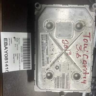 Módulo de control del motor 13 Chrysler Town Country 3,6 L computadora P68161510AD ECM ECU Foto 1 de 2