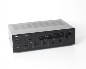 YAMAHA AX-400 AMPLIFICATORE HIFI ( made in japan no cina ) - Foto 1 di 3