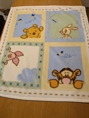 Плюшевое детское одеяло Winnie the Pooh & Friends Peeking Pooh Disney люкс - Изображение 1 из 4