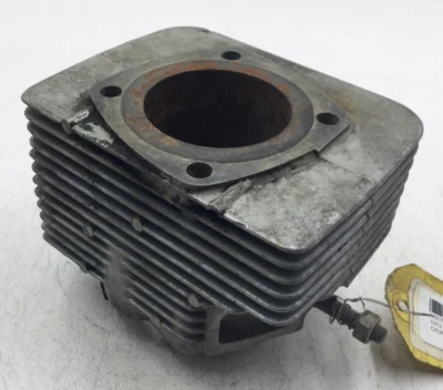 Jarra cilíndrica Ski Doo TNT 340 F/C 420813795 Olympic Everest Rotax Bombardier toma de fuerza Foto 1 de 4