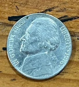1976 D Jefferson Nickel - Picture 1 of 2