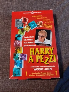 560 - WODY ALLEN VHS : Harry A Pezzi - Foto 1 di 2