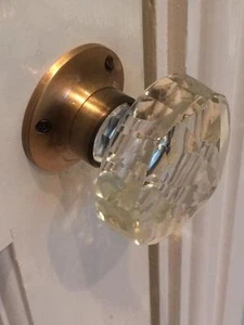 BEAUTIFUL PAIR OF LARGE CLEAR REAL GLASS MORTICE DOOR KNOBS PULL HANDLES,VINTAGE - Picture 1 of 7