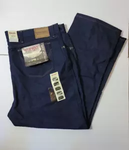 PARA HOMBRES 48X30 WRANGLER ROPA RESISTENTE CALCE CLÁSICO AZUL OSCURO JEANS ETIQUETAS NUEVAS - Imagen 1 de 4