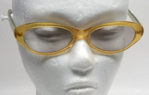 Oliver Peoples Doll BTR Retro Cat Eye Yellow Green Sunglasses Sunnies Japan - Picture 1 of 6