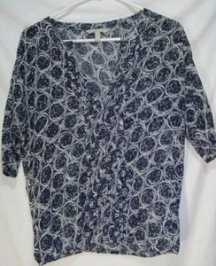 BANANA REPUBLIC XS SEMI SHEER ELASTIC WAIST BLUE CIRCLES WOMEN'S 1/2 SLEEVE TOP - Picture 1 of 6