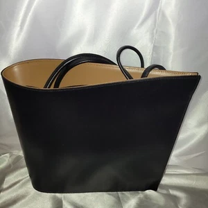 Schöne 💯 asymmetrische Handtasche Leder schwarz/hellbraun Made in France innen Reißverschlüsse - Bild 1 von 9