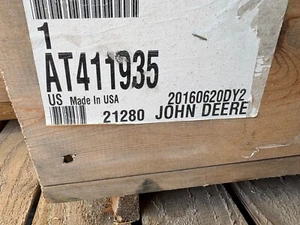NEW John Deere OEM HYdraulic Actuated Control Valve - Picture 1 of 2