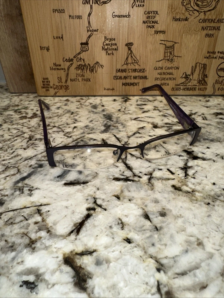 MARCO/GAFAS VERA WANG V045 HECHAS A MANO MEDIO BORDE LOGOTIPO DE FIRMA EN LA SIEN Foto 1 de 4