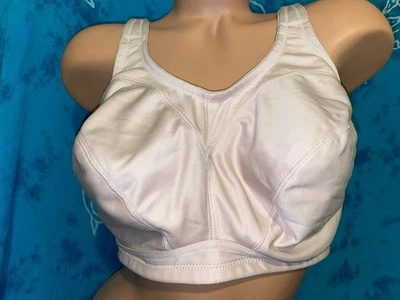 Sujetador deportivo Lunaire 11111 Coolmax absorbente beige desnudo alto impacto con aros 40DD Foto 1 de 4