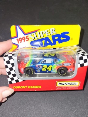 Jeff Gordon DuPont Racing 1:64 Diecast 1995 Matchbox Super Stars NASCAR  - Image 1 of 4