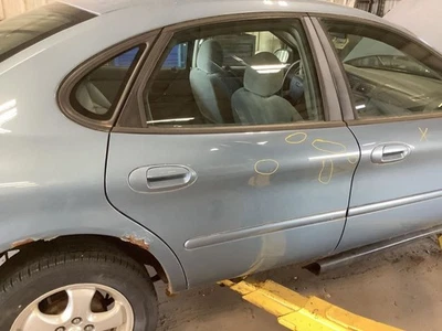 Puerta trasera derecha pasajero sedán se adapta 00-07 TAURUS 346202 Foto 1 de 4