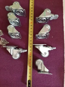 8 Lenkrollen 25 mm,  Möbelrollen 360° drehbar, Transportrollen, 4 m. Bremse - Bild 1 von 3