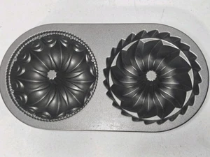 Nordic Ware Bundt Duet Pan 5 Cups 1.2 Liter 2 In 1 Bundt Pan - Picture 1 of 6