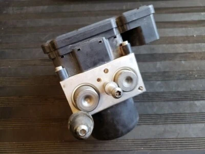 2008-2011  Nissan Xterra Anti Lock Brake Pump Assembly 4x2 AT OEM - Image 1 of 2