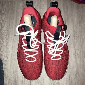 Size 10.5 - Nike LeBron 15 Low University Red - Picture 1 of 6