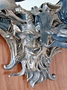Antike Wandspiegel, Messing mit je 3 Kerzenhalter, Mythologie Faun Gesicht, Set - Bild 1 von 20