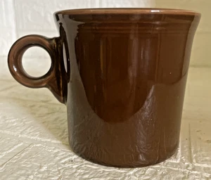 Taza de café Fiesta color retirado Fiestaware chocolate marrón taza - Exc/LN - Imagen 1 de 5