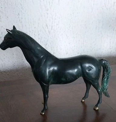 Sculpture ancienne en bronze – Cheval stylisé patine verte – 15 cm x 18 cm - Photo 1/4
