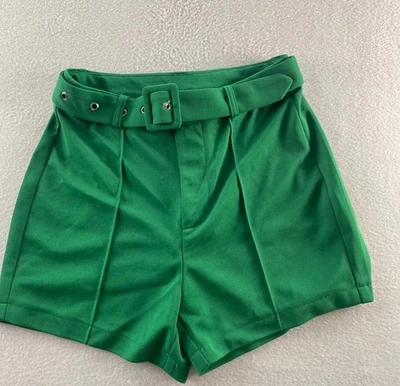 Pantalones Cortos Love Culture Para Mujer Pequeños Verdes Tiro Alto Cinturón Plisado Botón Cremallera Foto 1 de 4