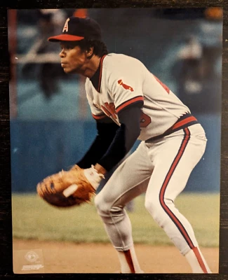 Rod Carew California Angels Baseman 8X10 UNSIGNED Gloss Color Photo - Image 1 of 2
