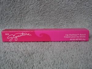 MARY KAY SIGNATURE LIP OUTLINER PENCIL New in box 576000 Apply before lipstick