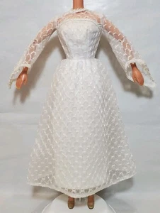 Vintage Mattel 1978 Barbie Get Ups N Go 2300 Wedding Dress & & TLC Heels - Picture 1 of 7