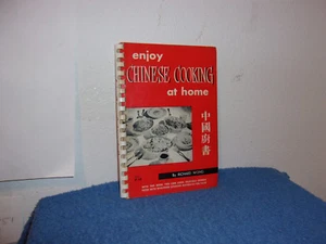 VINTAGE COLLECTIBLE ENJOY CHINESE COOKING AT HOME by RICH.WONG  SOFT COVER  1949 - Picture 1 of 6