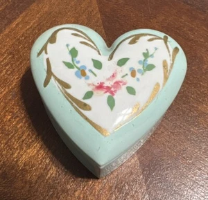 Vintage Elfinware Pink & Seafoam Green Heart Shape Trinket Box Germany - Picture 1 of 7