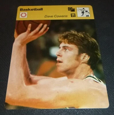1977 Sportscaster Basketball Photo Card Dave Cowens #04-14 Japan Foto 1 de 2
