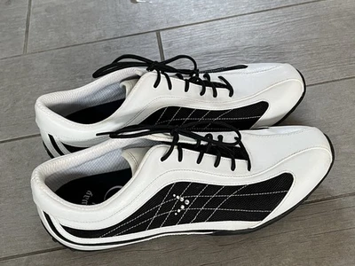 Zapatos de golf Callaway para mujer negros/blancos nuevos sin etiquetas.  Bling en el exterior del zapato.Talla 8.5 Foto 1 de 4