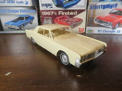 AMT 1965 Lincoln Continental Promo 1/25 - Image 1 of 4