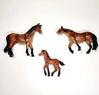 Animal Planet Farm Family Horses 2021 Blip Toys #40386 Lote de 3 Foto 1 de 4