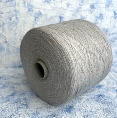 Fio 100% cashmere Todd&Duncan 1400m/100g (1531yd/3,52oz) Nuage, por 100g/3,52oz - Imagem 1 de 4