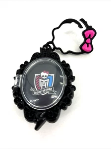 Monster High 2014 Happy Meal Ghoulfriend Black Locket Charm Clip Toy Keychain - Picture 1 of 8