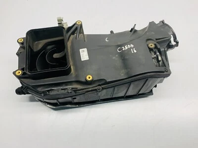 CAJA FILTRO AIRE MERCEDES BENZ CLASE C 2016 S205 C250D AMG LINE A6510900600 Foto 1 de 4
