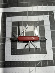 Victorinox Huntsman 91MM Pocket Knife Swiss Army Red Nylon Scales 8070 - Picture 1 of 13