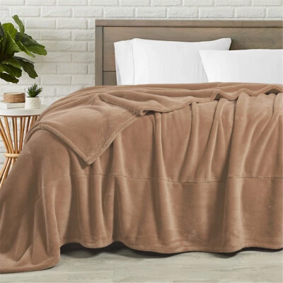 Fleece Blanket Milk Flannel Throw Blanket Lightweight Cozy Blanket for Bed Sofa - Image 1 of 4
