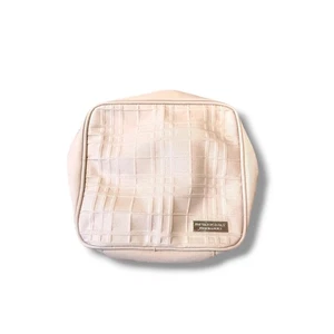 Burberry Adora Zip Cosmetic Bag Beige Plaid Texture Travel Case - Picture 1 of 8