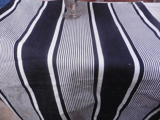 ANCIENNE HOUSSE TOILE A MATELAS COTON BLEU MARINE X BLANC130X190CM 1 REPRISE - Photo 1/4