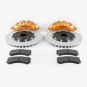 Nissan R35 GT-R Brembo front 6 piston brake calipers kit 2007-2010 - Picture 1 of 8