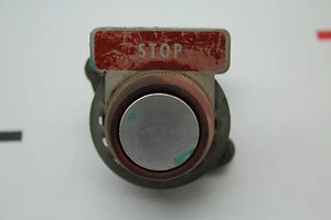 GE Heavy Duty Stop Button CR2940U301 - Picture 1 of 3