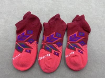 3 Pairs Bombas Honeycomb Women's Solid Red Snowflake Ankle Socks Size M (8-10.5) - Imagem 1 de 4